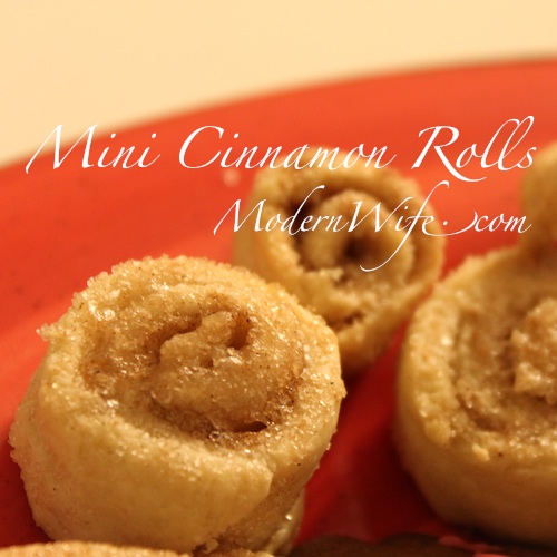 Mini Cinnamon Rolls with extra dough from pie crust